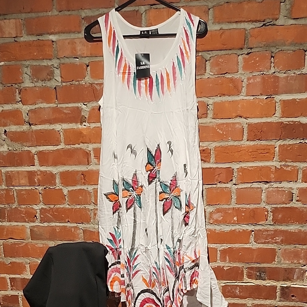 White and Multicolor Sleeveless Dress